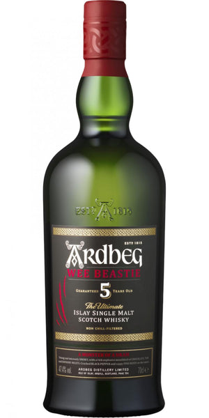 Lagavulin 16 Year Old Islay Single Malt Scotch Whisky, 43% vol, 70cl, Smoky, Intense, Peat-Rich, Sweet & Salty Single Malt Whisky, with Gift  Box